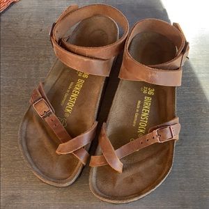 Birkenstock YARA distressed leather sandals